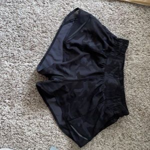 camo lulu shorts